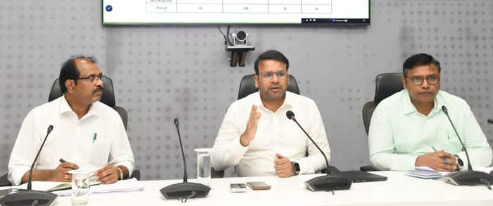 GVMC Commissioner directs proactive action on drain management